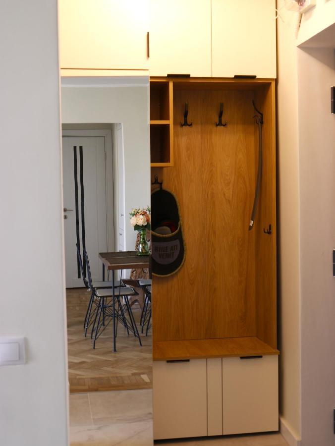 Mina City Center Apartment Amzei Bukarest Eksteriør billede