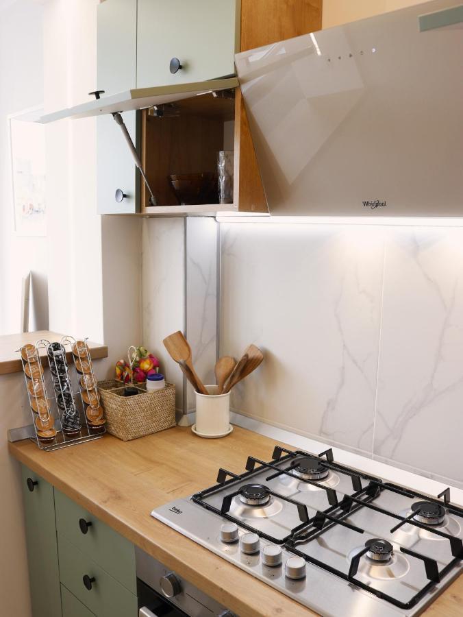 Mina City Center Apartment Amzei Bukarest Eksteriør billede